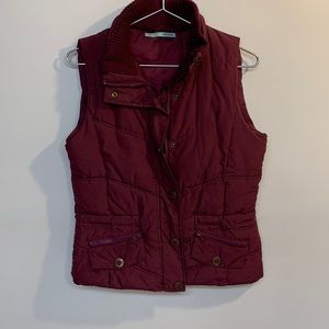 Maurice’s brand women’s vest size M maroon/purple color